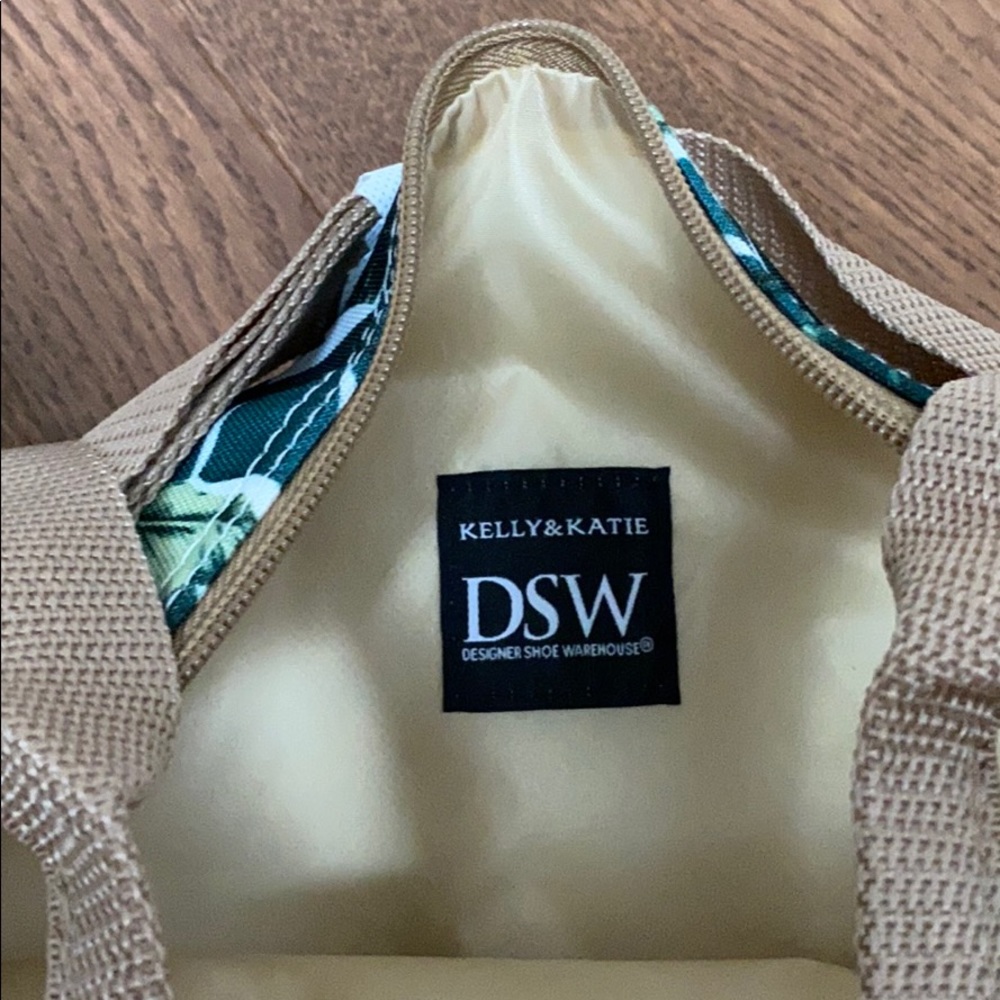DSW Kellie & Katie Weekender Bag 🌴 Green & Tan - Picture 8 of 10